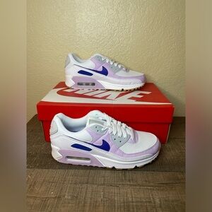 Nike Air Max 90 ‘White Doll’
- Size 7 Women.